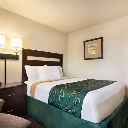Travelodge By Wyndham Jefferson CityJefferson City  Kültér fotó