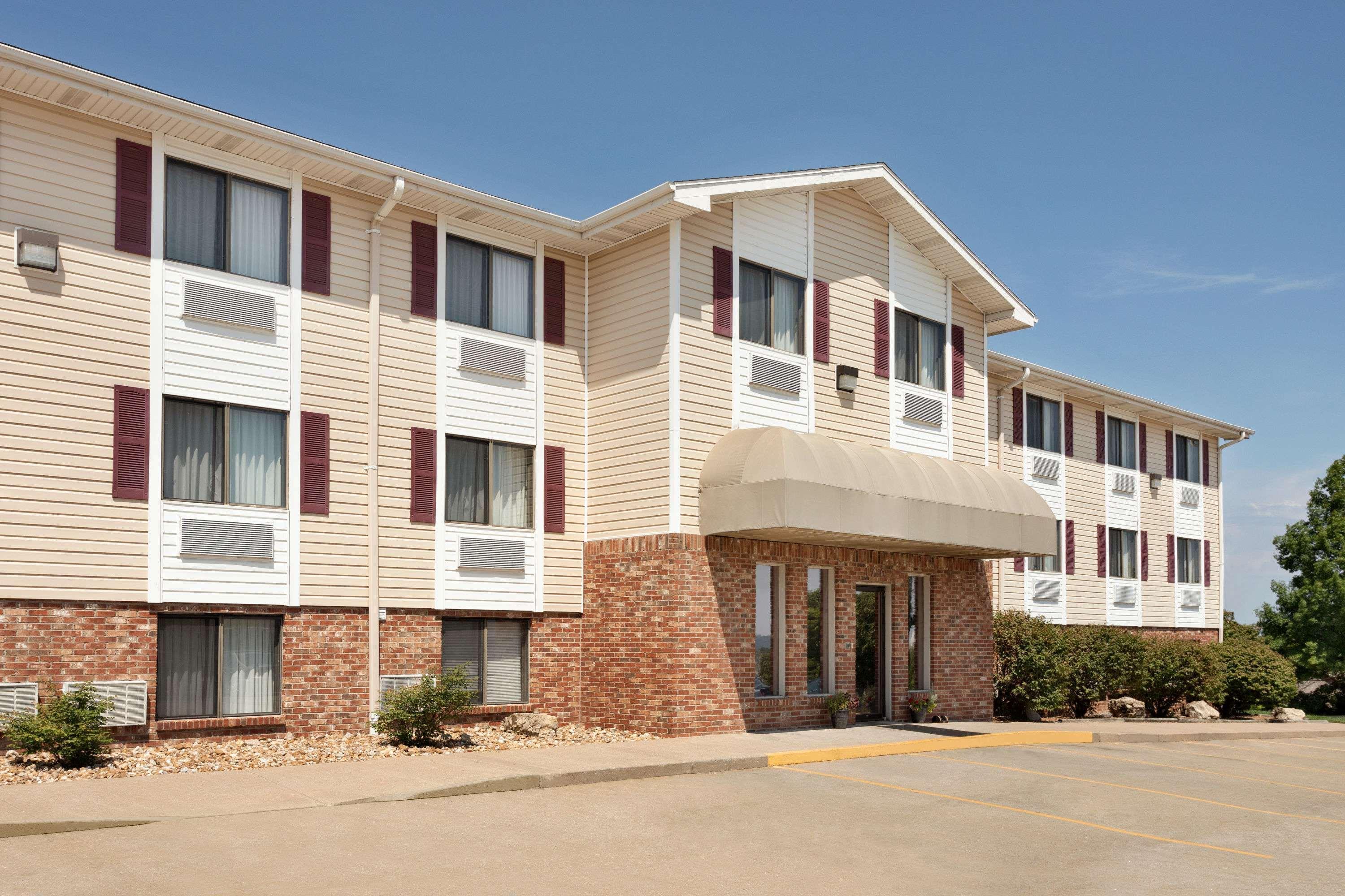 Travelodge By Wyndham Jefferson CityJefferson City  Kültér fotó
